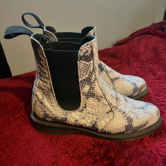 Dr. Martens | Shoes | Dr Martens Flora Asciano Snakeskin Leather ...
